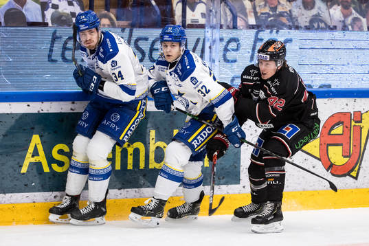 Leksands Peter Cehlarik och Jesper Kandergård och Örebros
