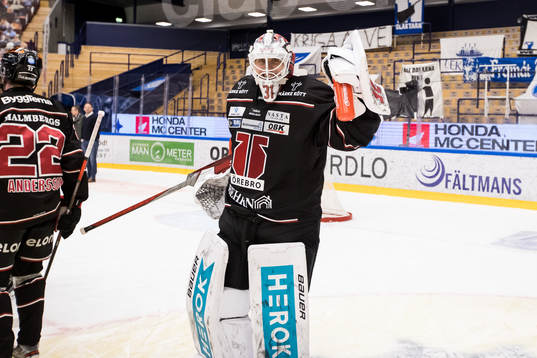 Örebros målvakt Jonas Arntzen jubel