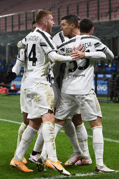 Cristiano Ronaldo celebrate with Dejan Kulusevski of