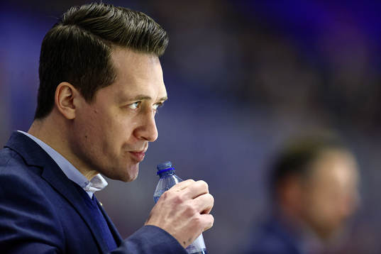 Växjös tränare Sam Hallam