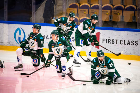 Färjestads Oskar Bäck, Daniel Viksten och Jonathon Blum