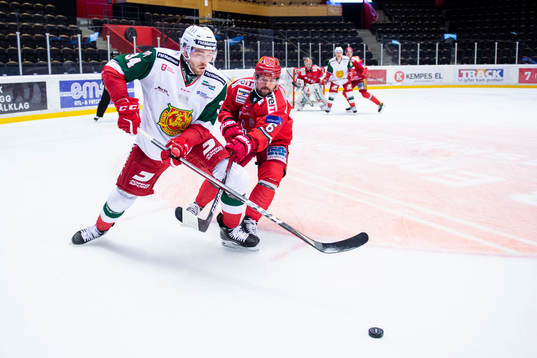 Moras Oscar Eklind och Modos Jesper Dahlroth