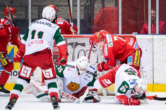 Modos Tobias Åhström gör 1-3 bakom Moras målvakt