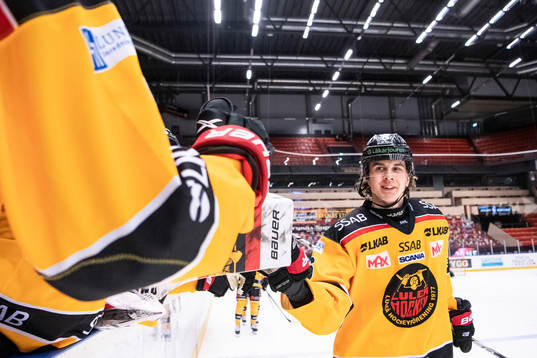 Luleås Radek Muzik jublar