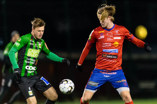 Varbergs Albin Winbo och Tvååkers Hugo Svensson