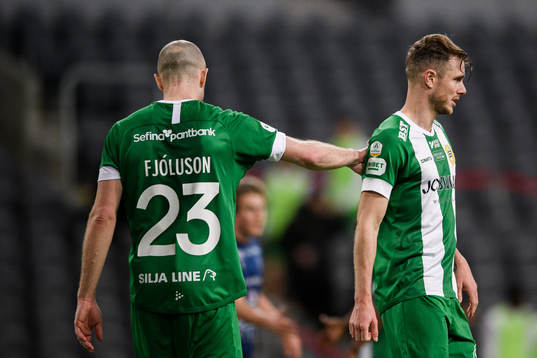 Hammarbys  Jon Gudni Fjóluson och Richard Magyar deppar