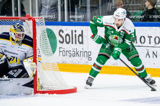 s målvakt Jonas Gunnarsson och Rögles Joey LaLeggia