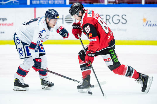Malmö Redhawks Matt Puempel och Linköpings Petteri
