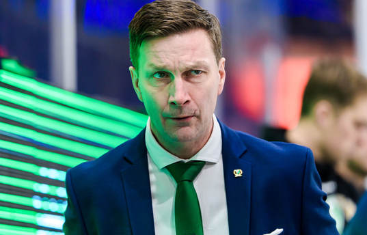 Färjestads huvudtränare Johan Pennerborn