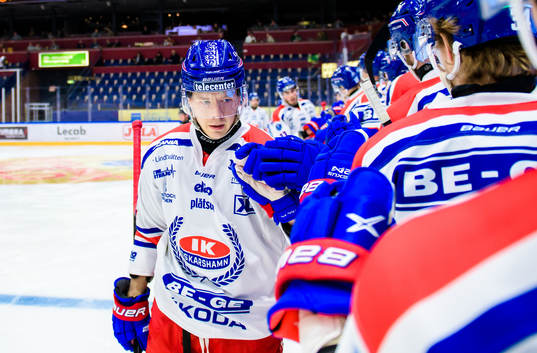 Oskarshamns Kim Strömberg jublar