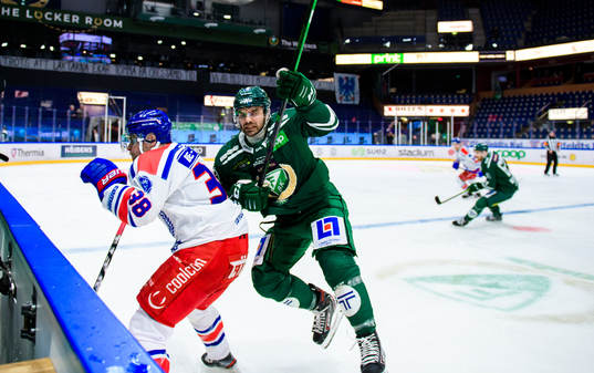 Oskarshamns Nichlas Torp och Färjestads Martin Johansson