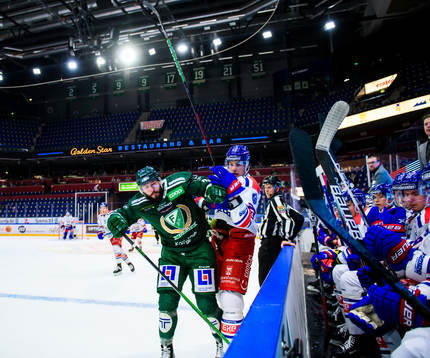 Färjestads Jesse Virtanen och Oskarshamns Andrew Obrien