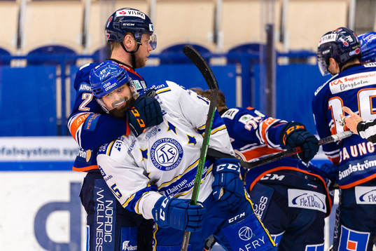 Gruff mellan Växjös Christian Folin och Leksands Otto
