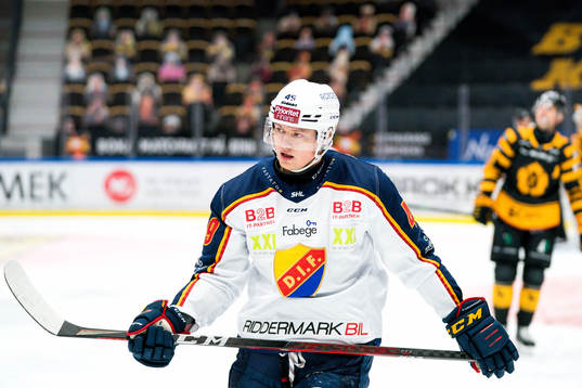 Djurgårdens Rhett Rakhshani deppar