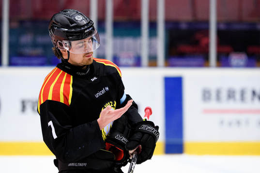 Brynäs Marcus Björk har ont