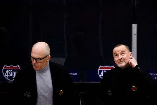Luleås Assisterande tränare Roger Kyrö och tränare