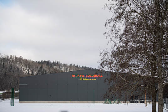 Reda fotbollshall exteriört