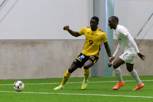 Elfsborgs Marokhy Ndione och Helsingborgs Ravy Tsouka-Dozi