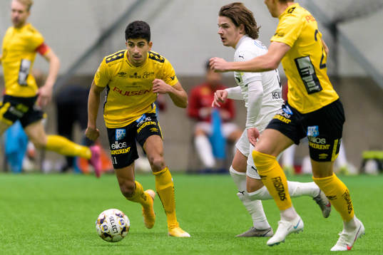 Elfsborgs Ahmed Qasem och Helsingborgs Brandur Hendriksson