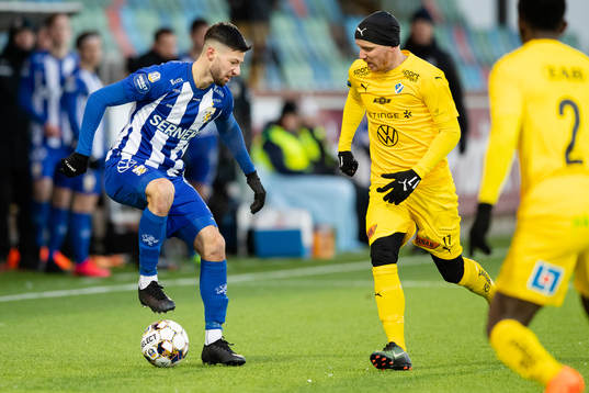 IFK Göteborgs Kevin Yakob och Halmstads Simon Lundevall