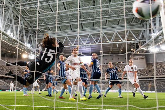 Djurgårdens målvakt Kelsey Daugherty släpper in 2-1