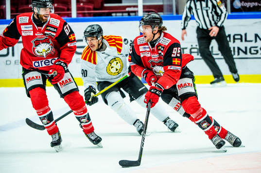 Malmö Redhawks Carl Persson och Quinton Howden mot Brynäs