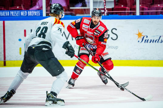 Malmö Redhawks Joseph Veleno mot Brynäs Oskar Kvist