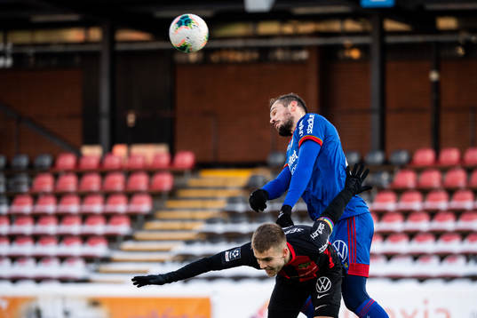 Brommapojkarnas Amadeus Sögaard och Djurgårdens Emir