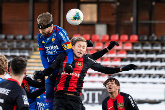 Djurgårdens Jacob Une Larsson gör 0-1