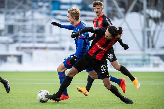 Djurgårdens Axel Wallenborg och Brommapojkarnas Monir