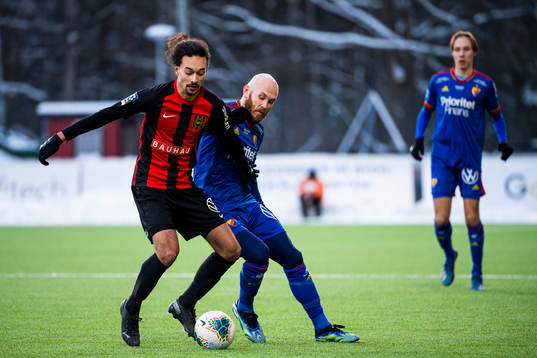 Brommapojkarnas Monir Jelassi och Djurgårdens Magnus