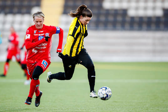 Linköpings Nilla Fischer och Häckens Pauline Hammarlund