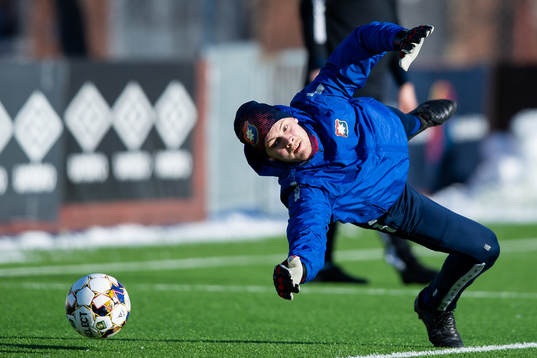 Örgrytes målvakt Robin Wallinder innan  fotbollsmatchen i