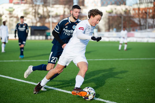 Utsiktens Ylli Podrimcaku och Örgrytes Herman Sjögrell