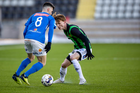 GAIS Julius Johansson mot Norrbys Mattias Özgün