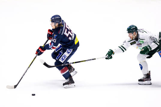 Linköpings Max Lindroth och Färjestads Per Åslund