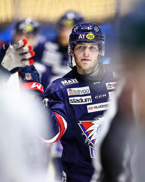 Linköpings Niko Ojamäki jublar