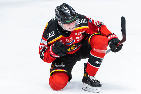Luleås Nils Lundkvist jublar