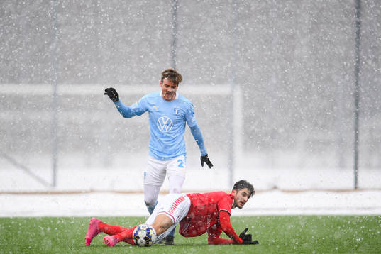 Malmö FFs Eric Larsson och Kalmars Noah Shamoun