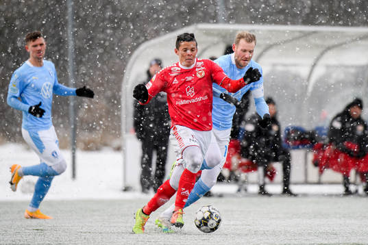 Kalmars Romario Pereira Sipiao och Malmö FFs Ola Toivonen
