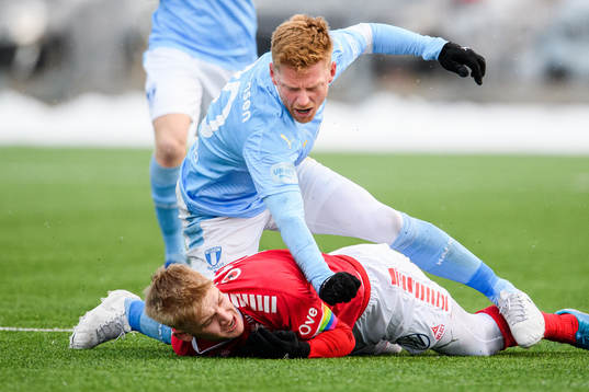 Bläddra bland fler bilder av Fotboll, Träningsmatch, Kalmar - Malmö FF