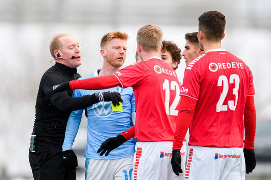 Malmö FFs Anders Christiansen får en varning