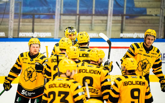 Skellefteås spelare jublar