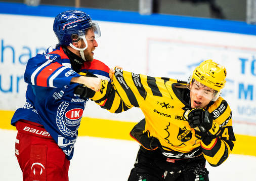 Oskarshamns Adam Janosik och Skellefteås Andreas Wingerli