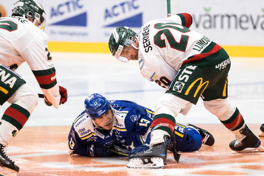 Leksands Jon Knuts och Frölundas Joel Lundqvist