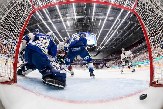 1-1 bakom Leksands målvakt Janne Juvonen och Jon Knuts