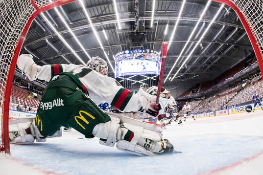 Frölundas målvakt Niklas Rubin