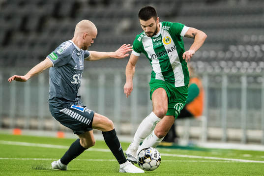 Brages Lukas Hiltunen och Hammarbys Vladimir Rodic