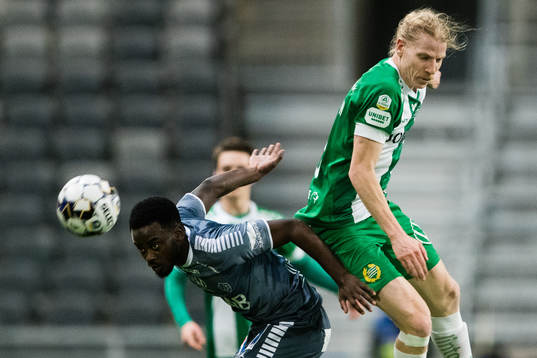 Brages Nathan Mavila och Hammarbys Gustav Ludwigson