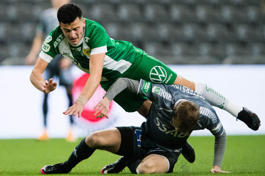 Hammarbys Astrit Selmani och Brages Alexander Zetterström